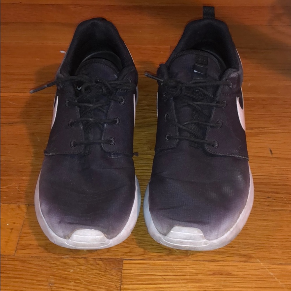 NIKE OMBRÉ ROSHE
